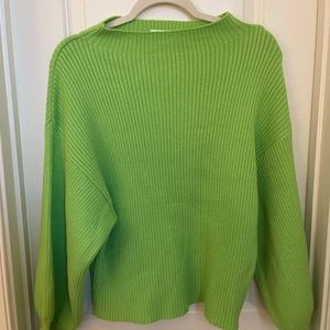 Line and Dot lime green sweater!